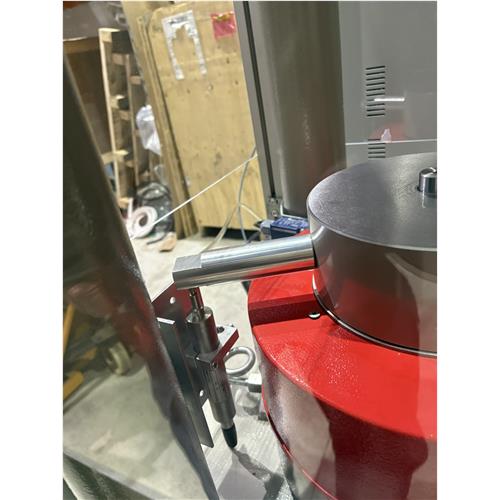 HOLDER FOR DISPLAC. TRANSD. FOUR POST FRAME