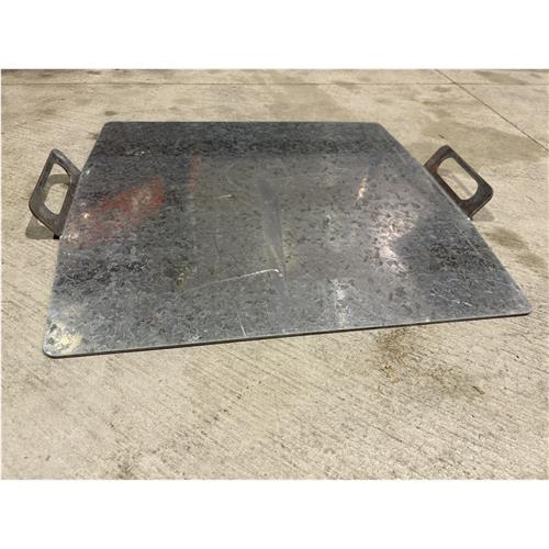 SLUMP BASE PLATE 500 * 500 * 3MM INTERGRAL HANDLES (STACKABLE)